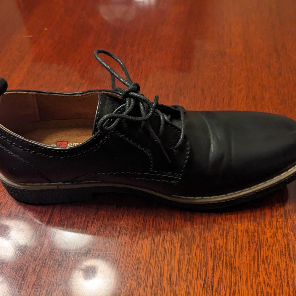 Boys Deer Stags dress shoes, size 5.5, black - Picture 5 of 6